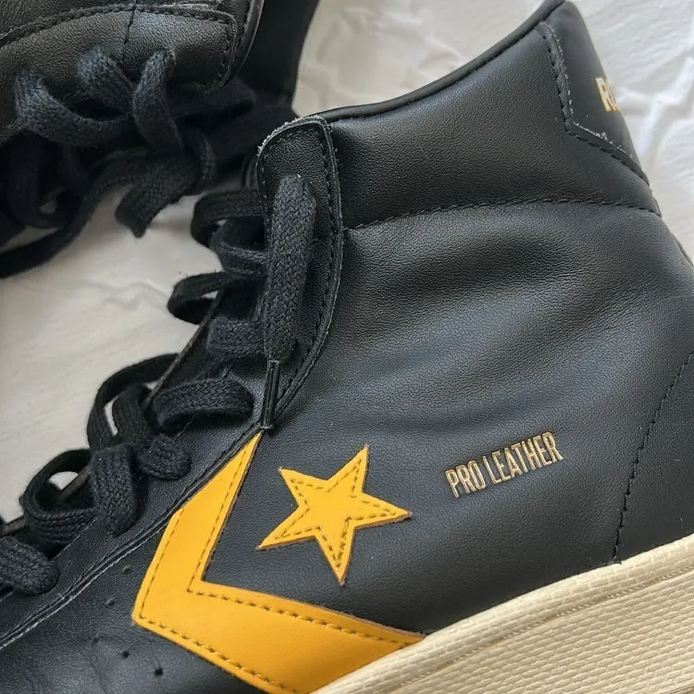 Converse Roswell Rayguns Pro Leather High Top(Size 7.5)